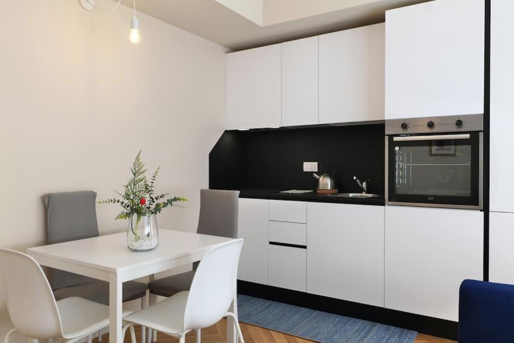 Ferienwohnung Primopiano - Jenner Mailand Exterior foto